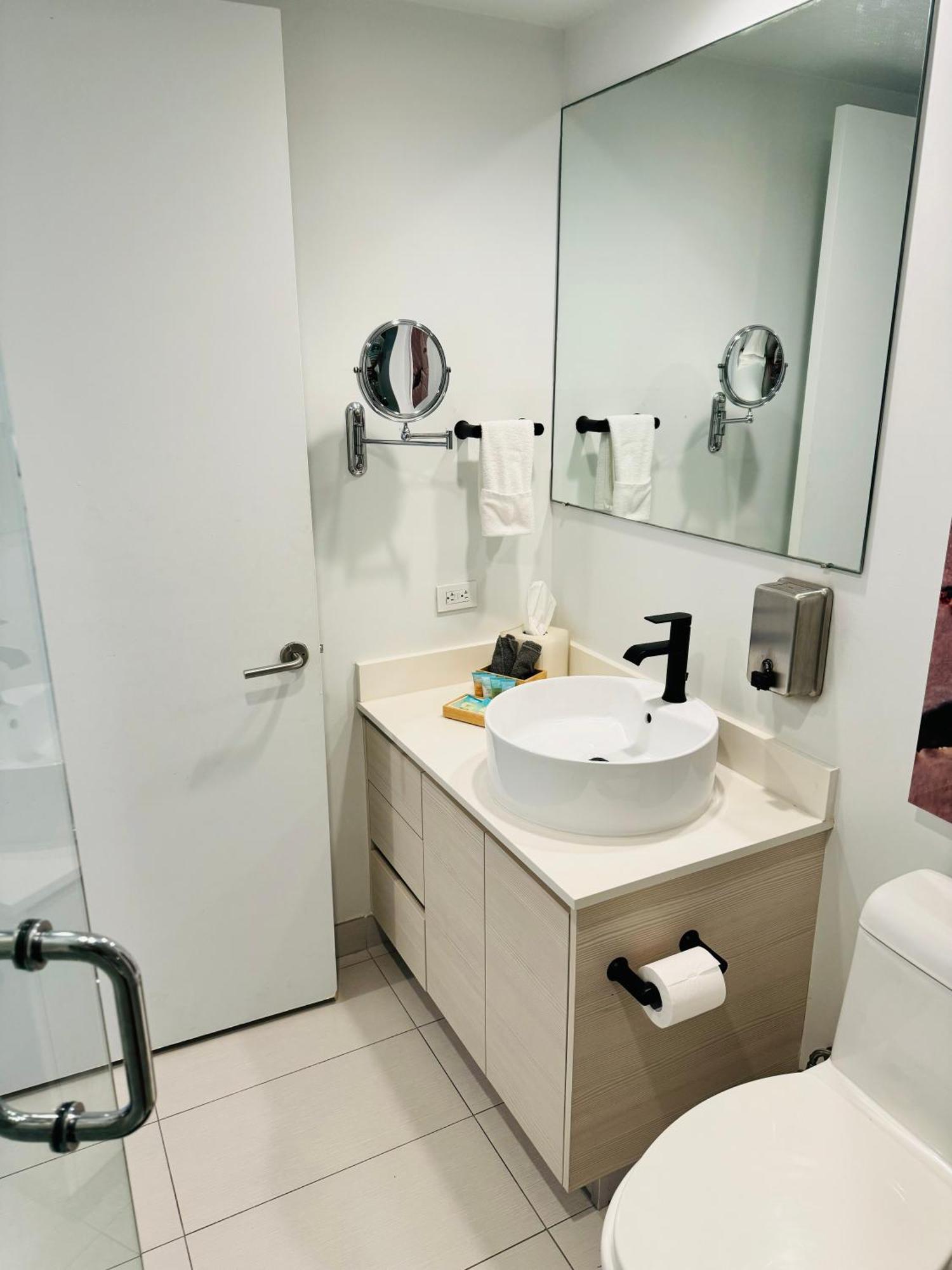 Beachwalk Resort & Condos Hallandale Beach Kültér fotó
