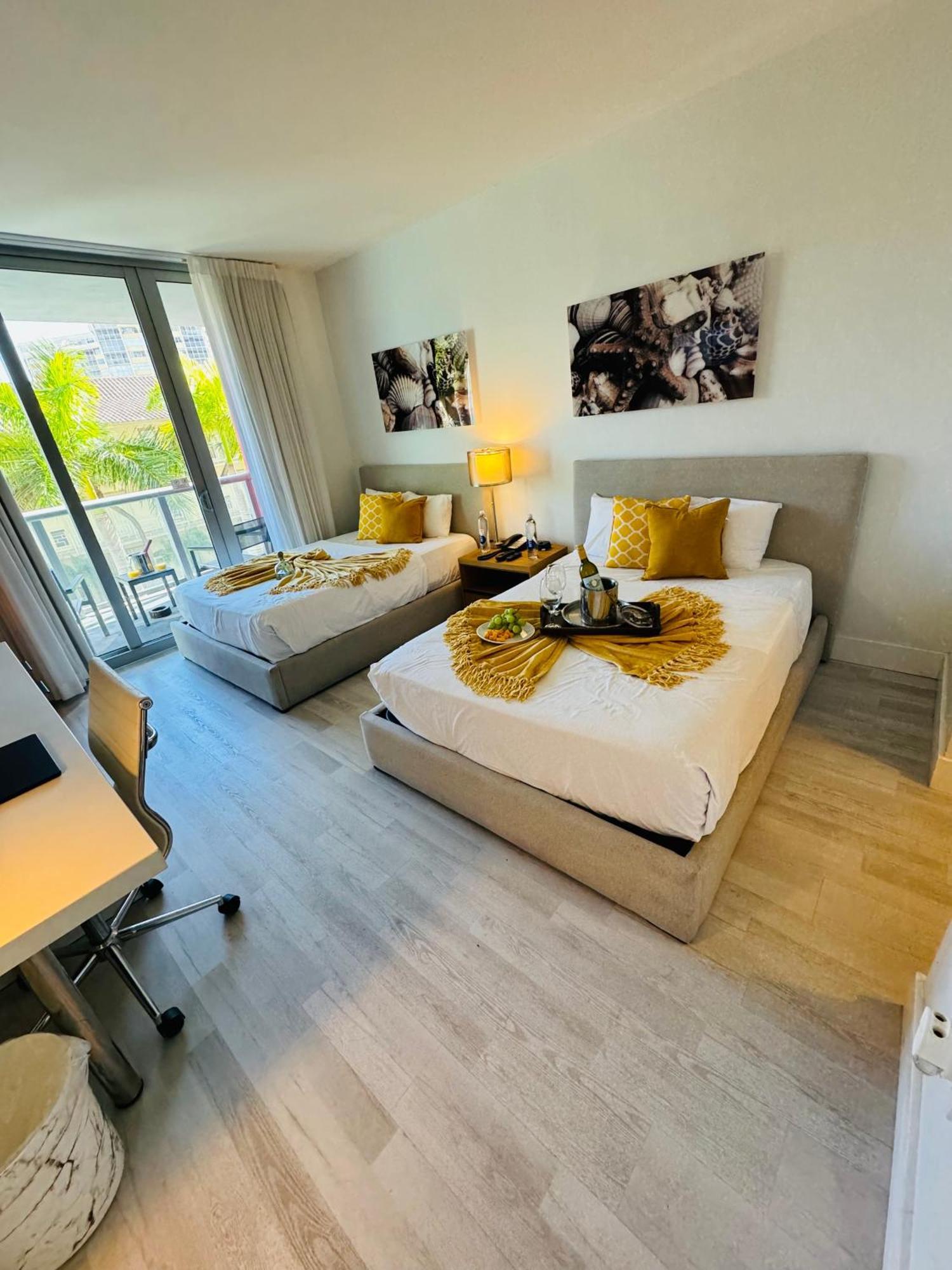 Beachwalk Resort & Condos Hallandale Beach Kültér fotó