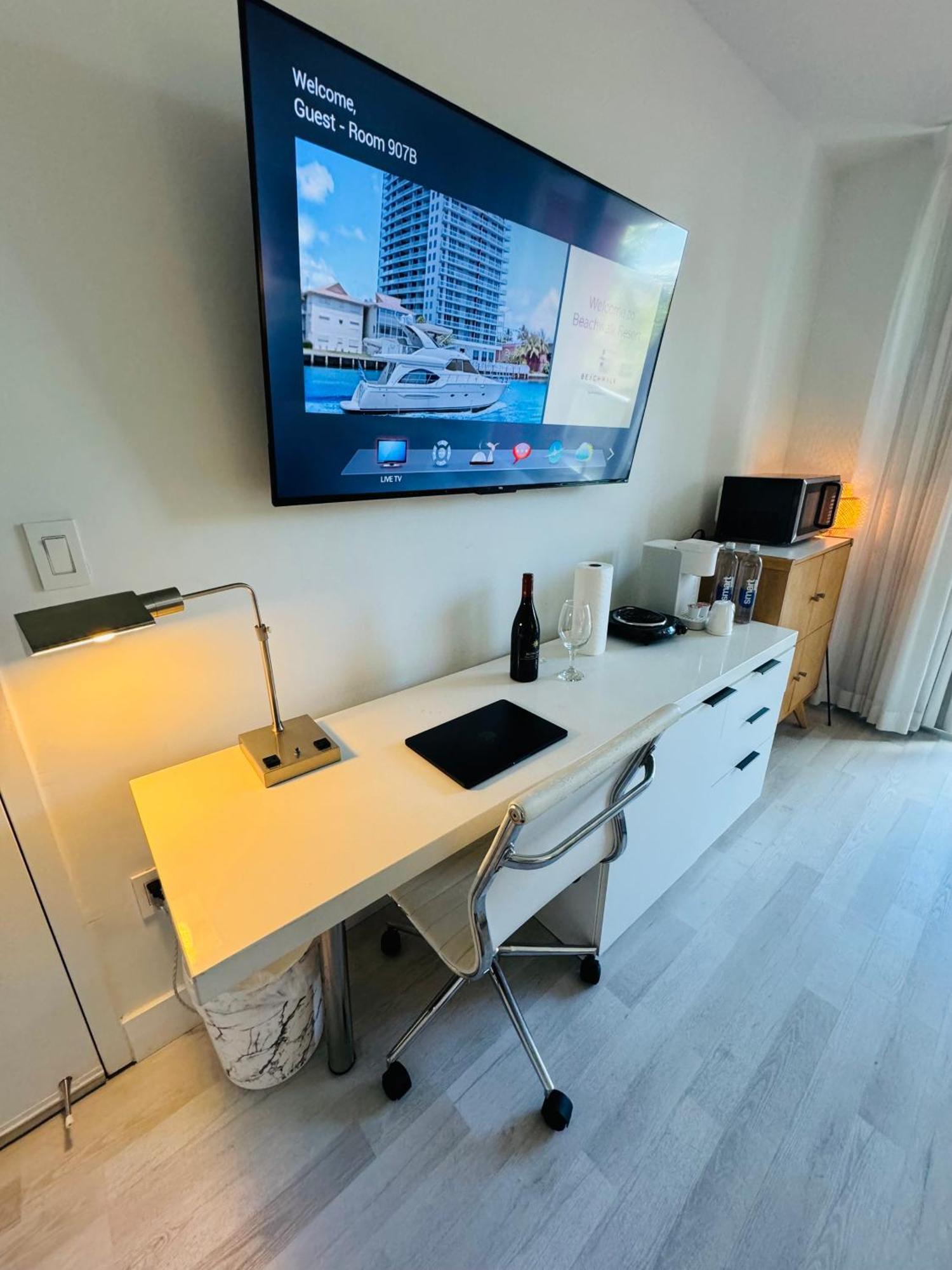 Beachwalk Resort & Condos Hallandale Beach Kültér fotó