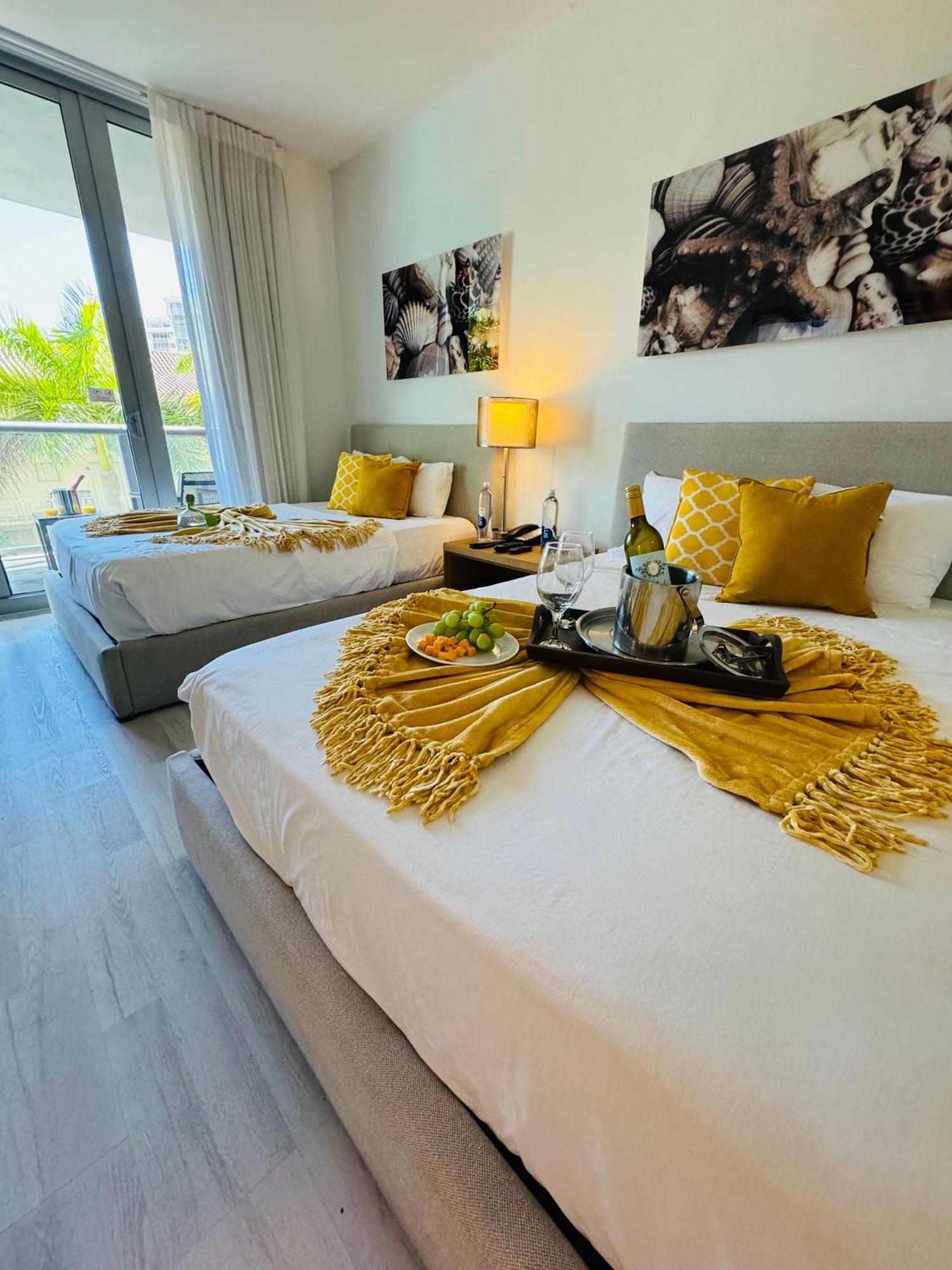 Beachwalk Resort & Condos Hallandale Beach Kültér fotó
