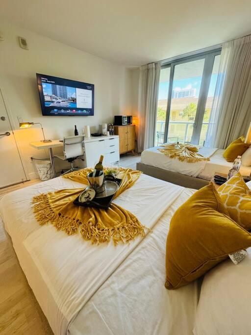 Beachwalk Resort & Condos Hallandale Beach Kültér fotó